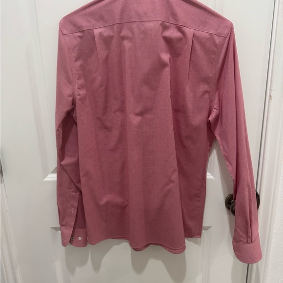 Gorgeous button down - Picture 2 of 4